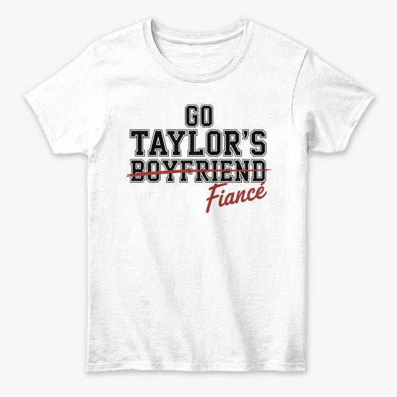 Go Taylor S Fiance