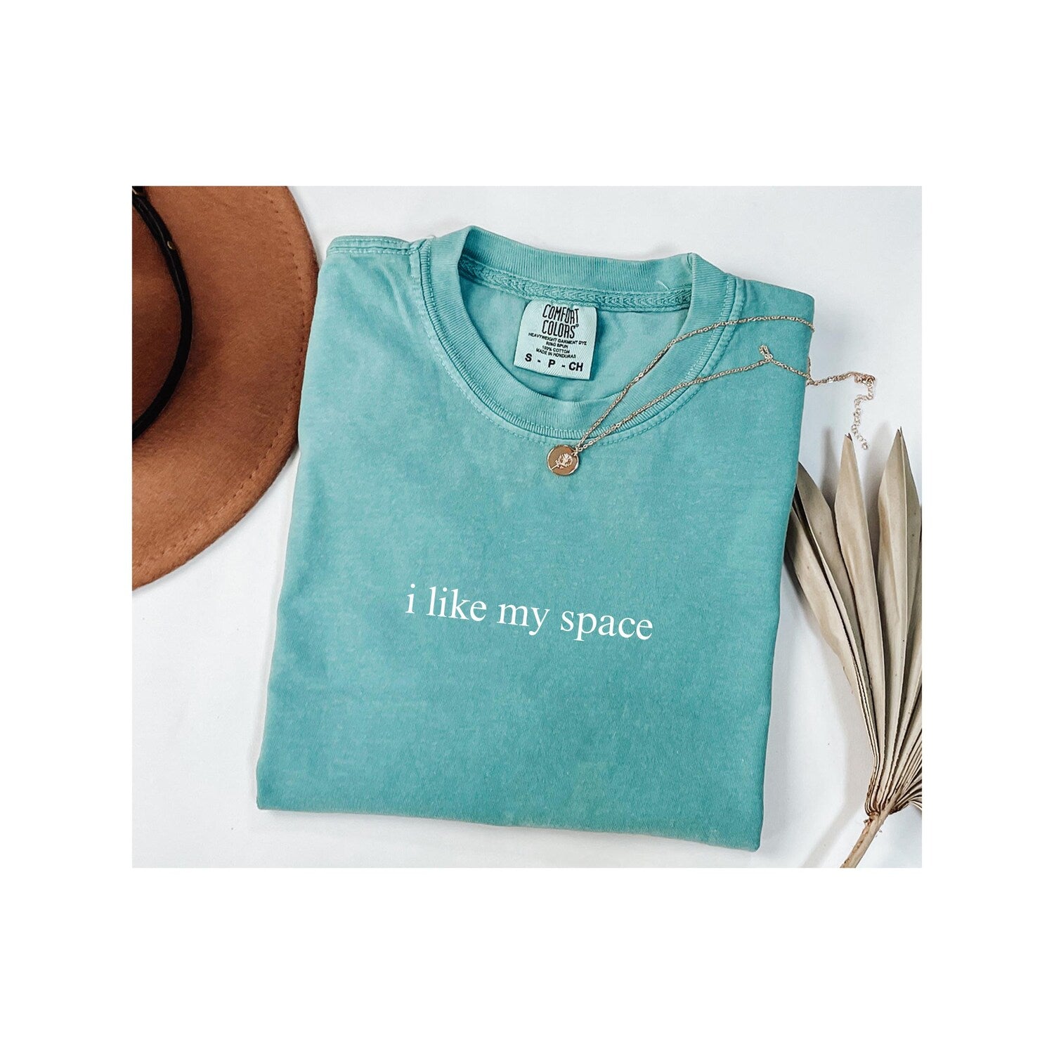 Minimalist Introvert Aesthetic T-Shirt, Unisex Graphic Tee, Funny Casual Shirt, Gift for Her, Sarcastic Simple Text Tee
