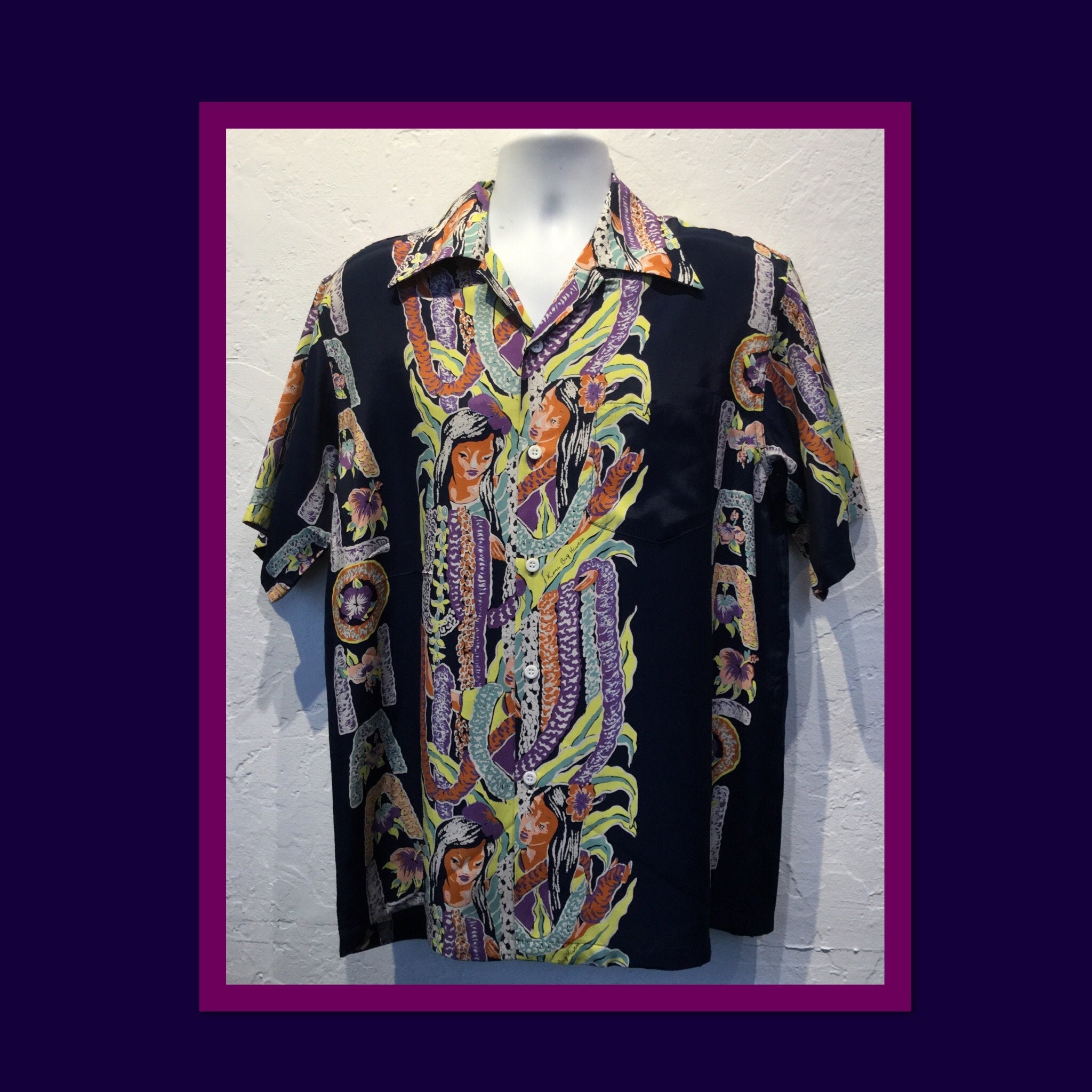 1940s vintage reproduction Hawaiian shirt by Kona Bay Currently available in sizes medium large XX large Graphic Tee – Easygoing Wear · High-Quality Print