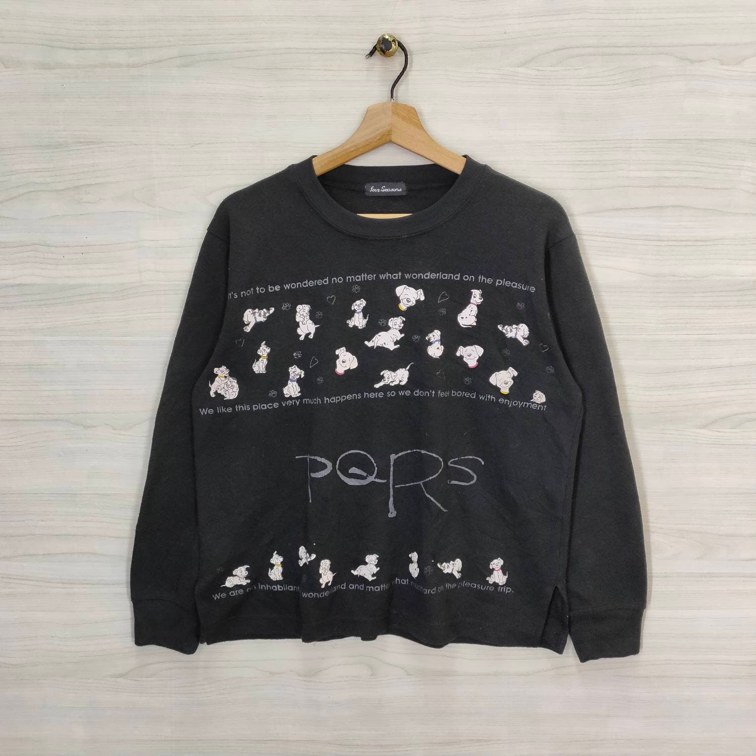 101 Dalmatians Long Sleeve Shirt Medium Vintage Animal Print Pullover Top Tee Dog Black Size M Graphic Tee – Feel-Good Design · High-Quality Print