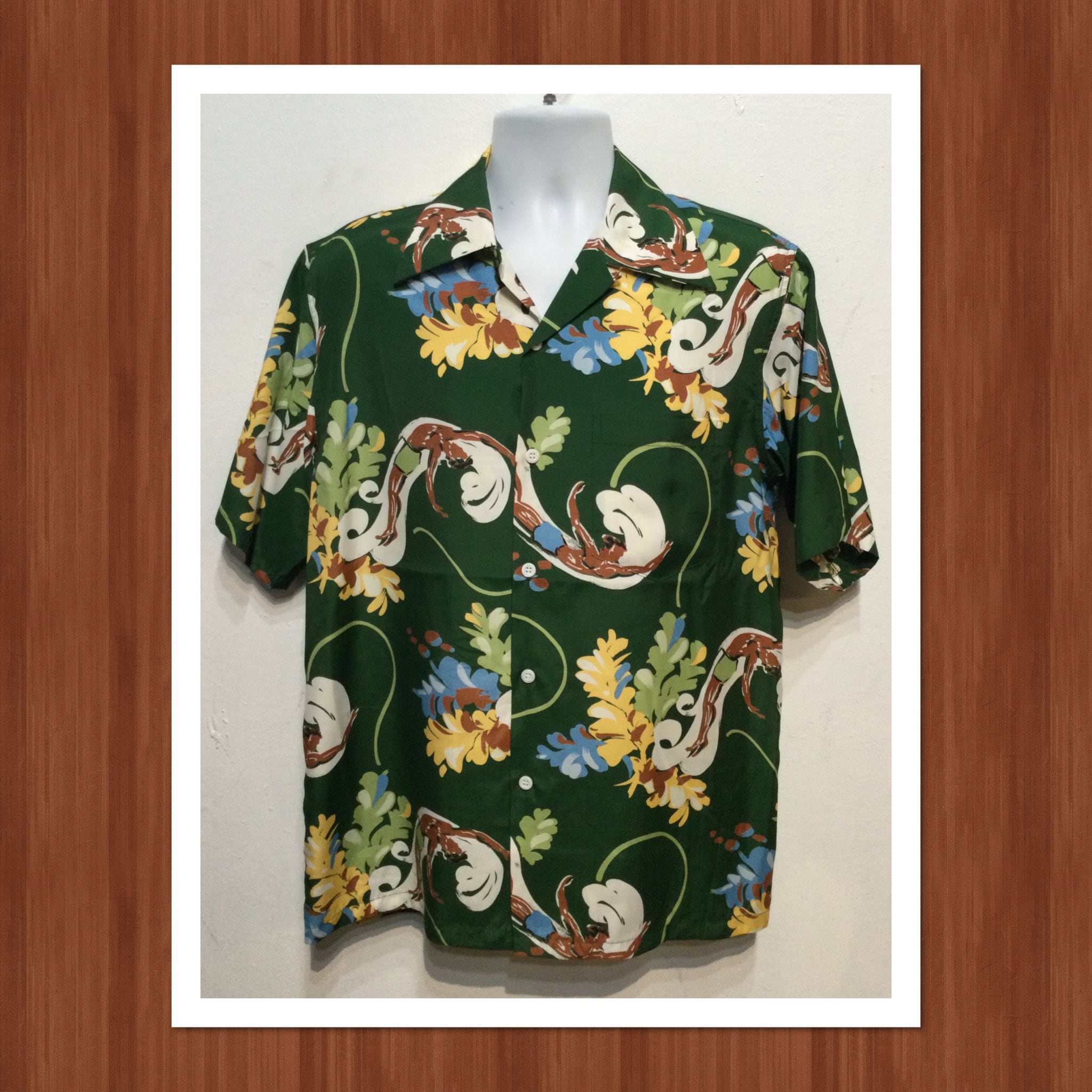 1940s vintage reproduction by Kona Bay rayon Hawaiian shirt Size medium large X large and XX large Graphic Tee – Bold Style · Perfect For Daily Wear