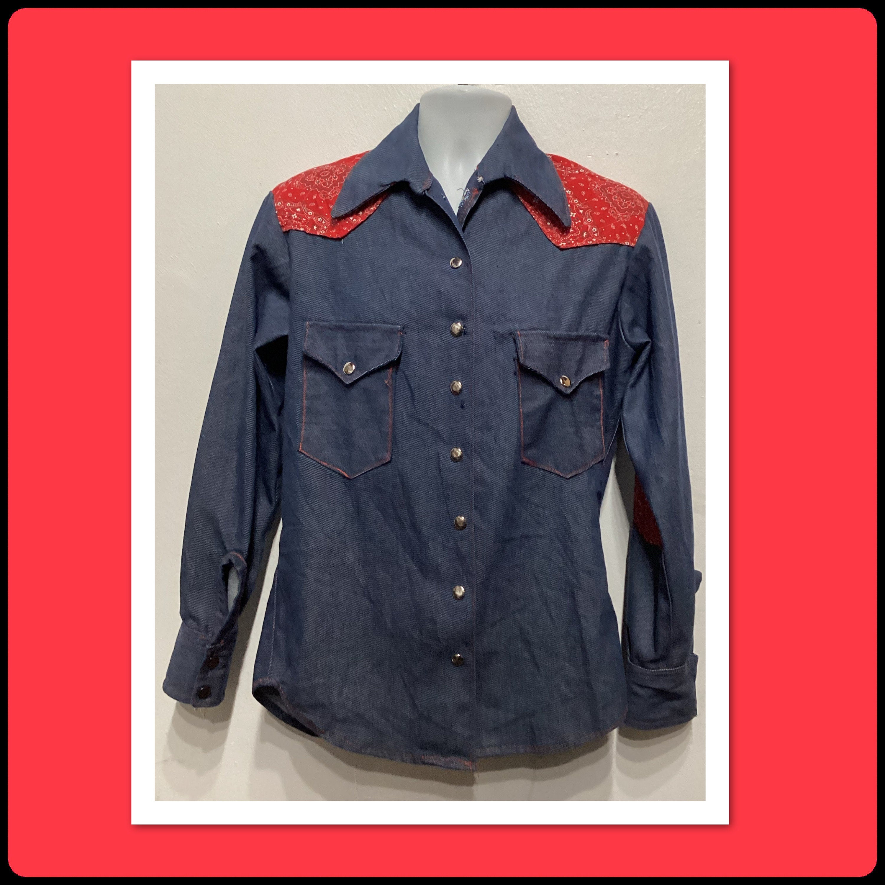 1970s vintage two tone denim western shirt jacket Graphic Tee – Aesthetic Look · Great Gift For Fans