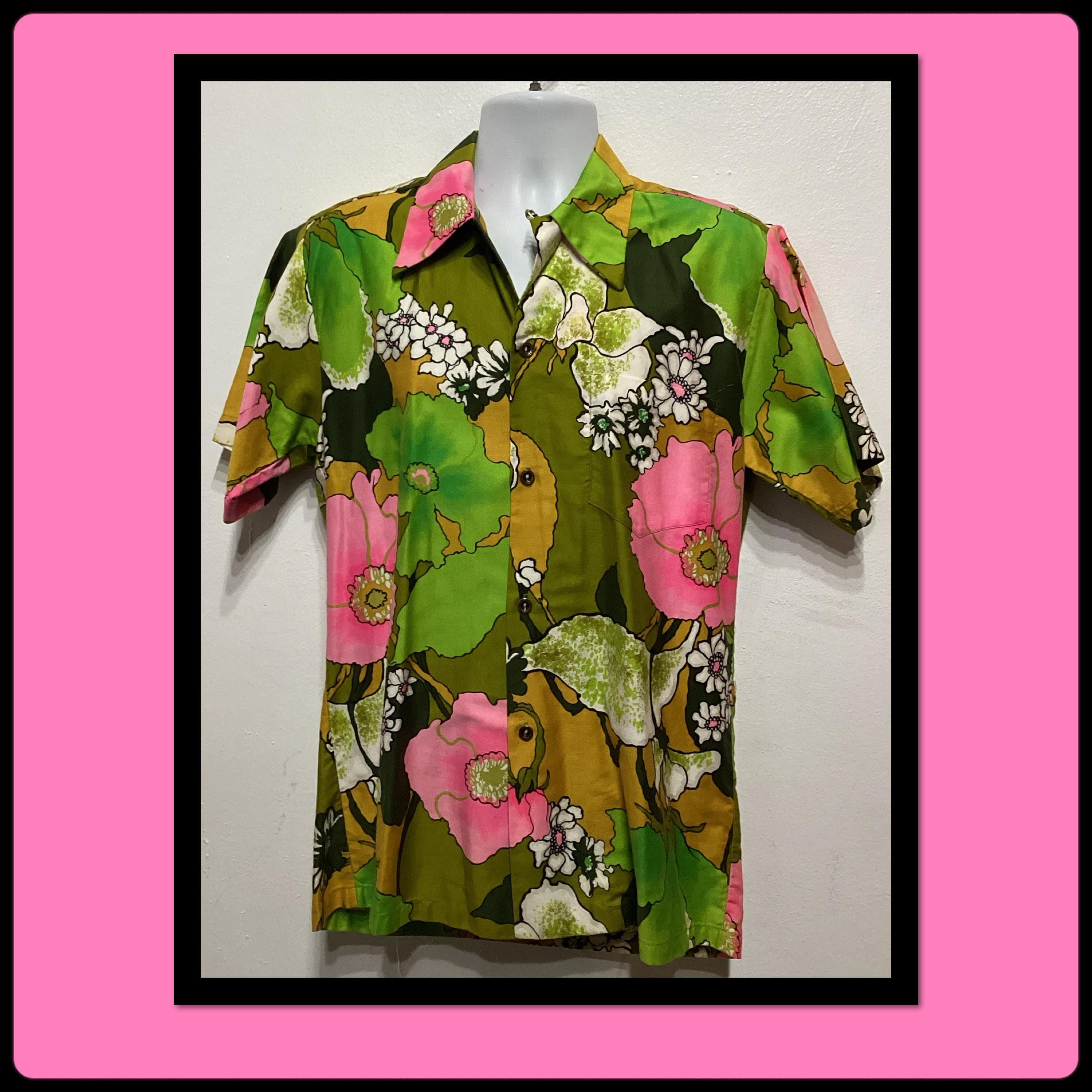 1960s70s Vintage psychadelic tiki style Hawaiian shirt by Paradise Hawaii Size medium Graphic Tee – Bold Style · Perfect For Daily Wear