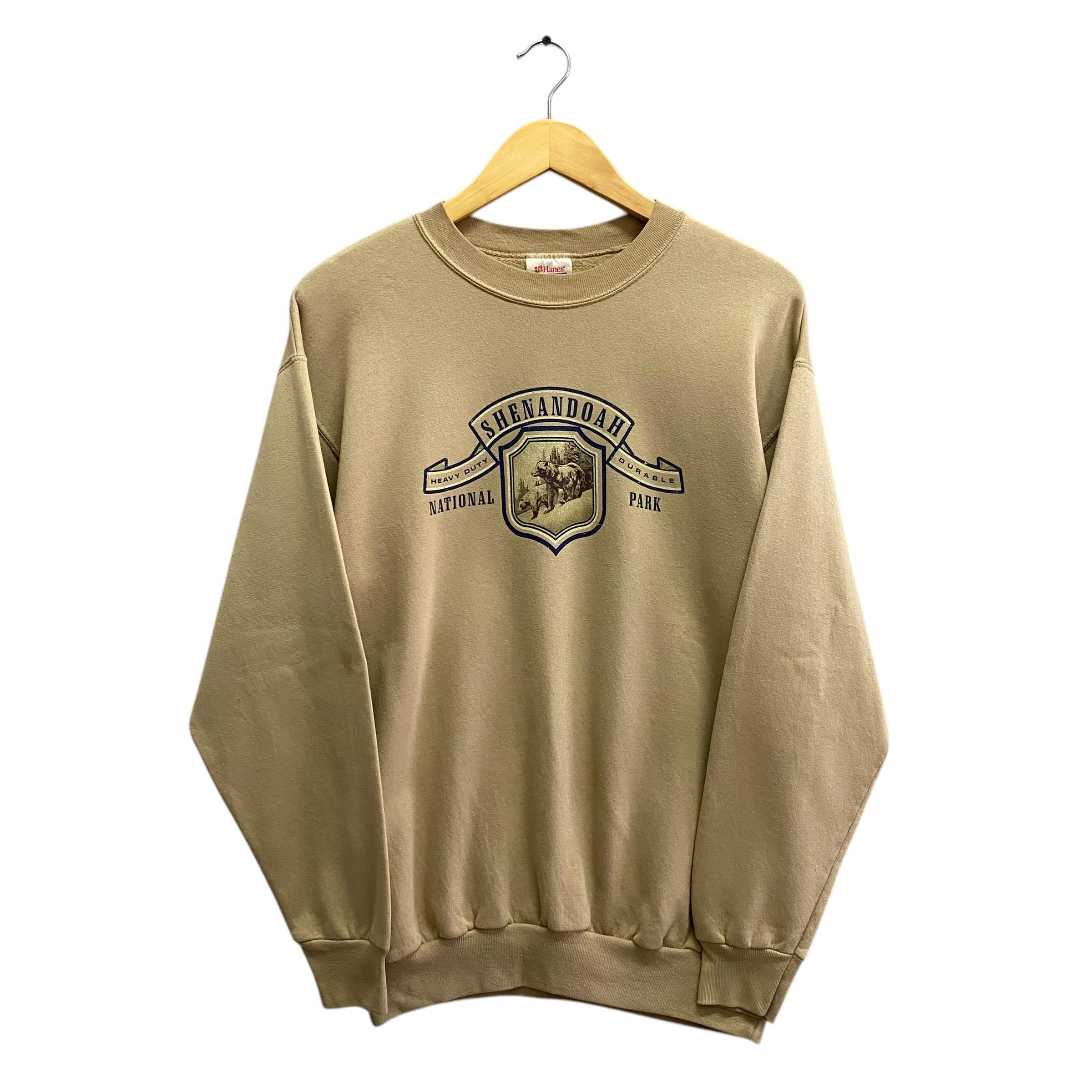 Vintage Shenandoah National Park Brown Sweatshirt Medium Animal Wildlife Crewneck Grizzly Sweater Pullover Print Logo Habitat Grizzly Jumper Sweatshirt – Cozy Vibes · Must-Have Style