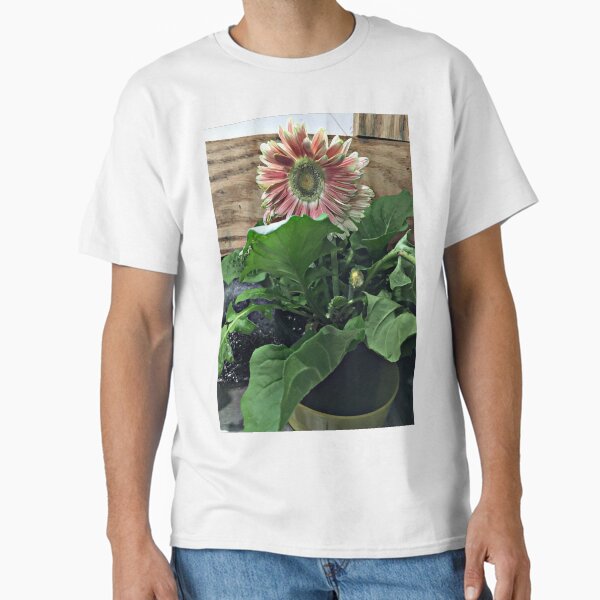 Mother’s Day Flowers Classic T-Shirt for Sale by cathpinc